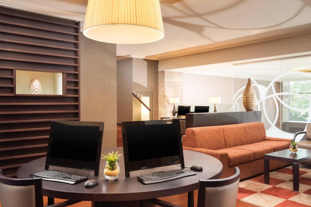 Sheraton Bratislava Hotel Εξωτερικό φωτογραφία